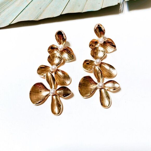 Flower statement earrings #70 - Picture 3 of 6